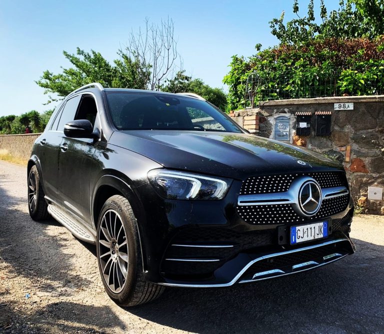 Rent Mercedes GLE in Monaco, Monte Carlo
Delivery ..