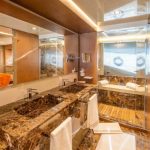Owners-bathroom-5-700×466-1