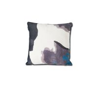 SHIRO Cushion – Abstract Elegance in Soft Form

€1..