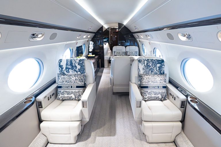 Jet for Everyone: Your Private Jet Awaits in Monac..