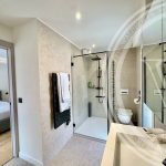 Prestigious Renovated 3-Bedroom Apartment with Panoramic Sea Views – Steps from Monaco – Gallery 6