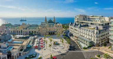 For Sale – Commercial Walls near the Casino, Carré..