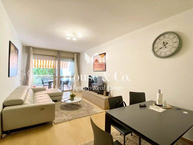 2/3-Bedroom Apartment – Vallespir BuildingPrice: ..