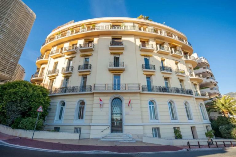 UNDER OFFER – Cellar in Palais du Soleil
Ref.: 318..