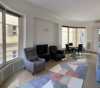 Charming Bourgeois Apartment – Les Rotondes, Jardi..