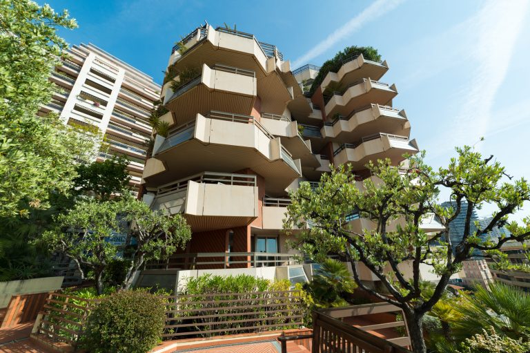 FOR RENT – LARGE STUDIO WITH LOGGIA – LE SOLEIL D’..
