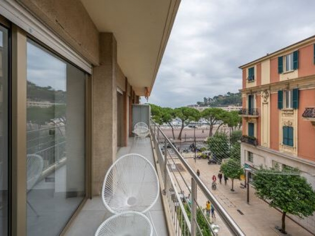 Elegant 3-Room Apartment – Le Petrel – Condamine
P..