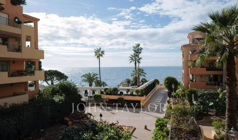 FOR SALE – APARTMENT IN FONTVIEILLE, MONACO
Price:..