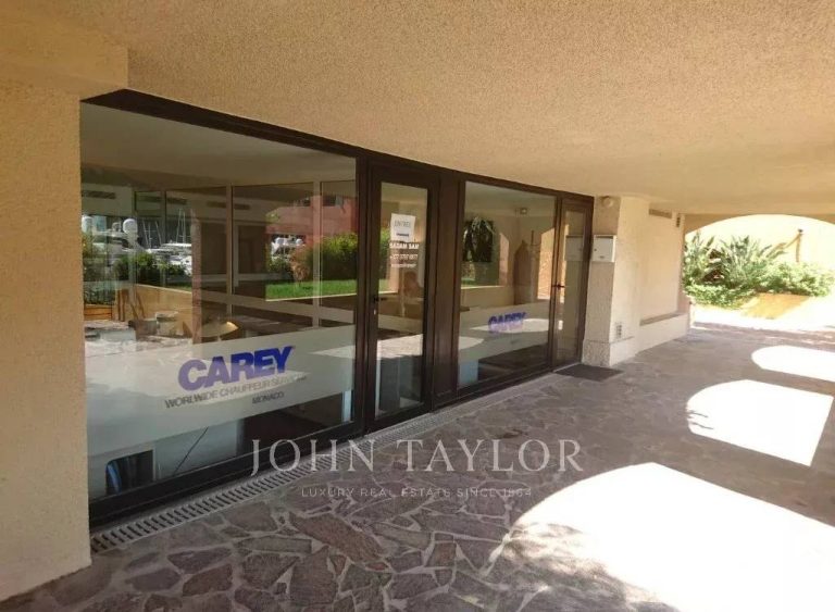 FOR SALE – FONTVIEILLE – RENOVATED OFFICE SPACE IN..