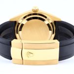 watch_174799426553908