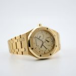 watch_174965032814848