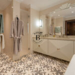 055w-photopetit-140323-1717766607