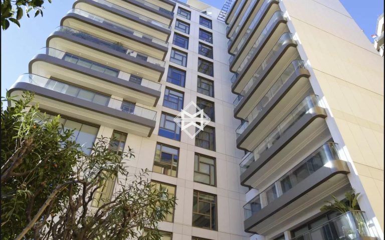 FOR SALE – APARTMENT IN CONDAMINE, MONACO PORT

Lo..