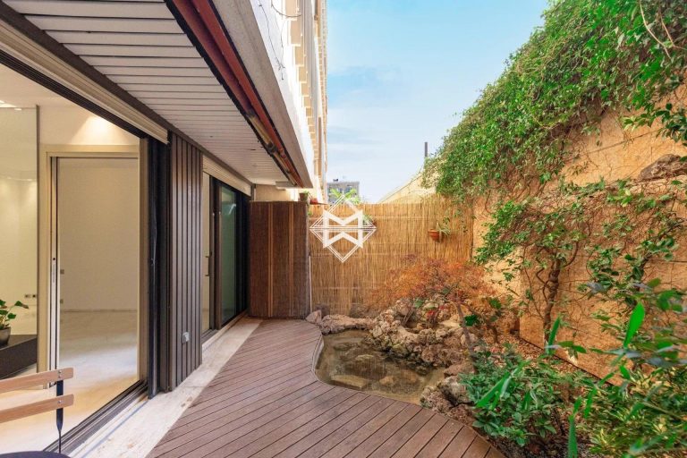 FOR SALE – APARTMENT WITH TERRACE & KOI POND, GOLD..