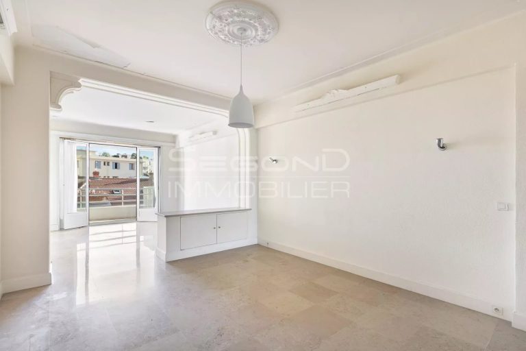 RENTAL – 2-BEDROOM APARTMENT IN MONTE-CARLO – VICT..