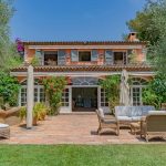 An exceptional estate set in a landscaped park with sea views – Gallery 1