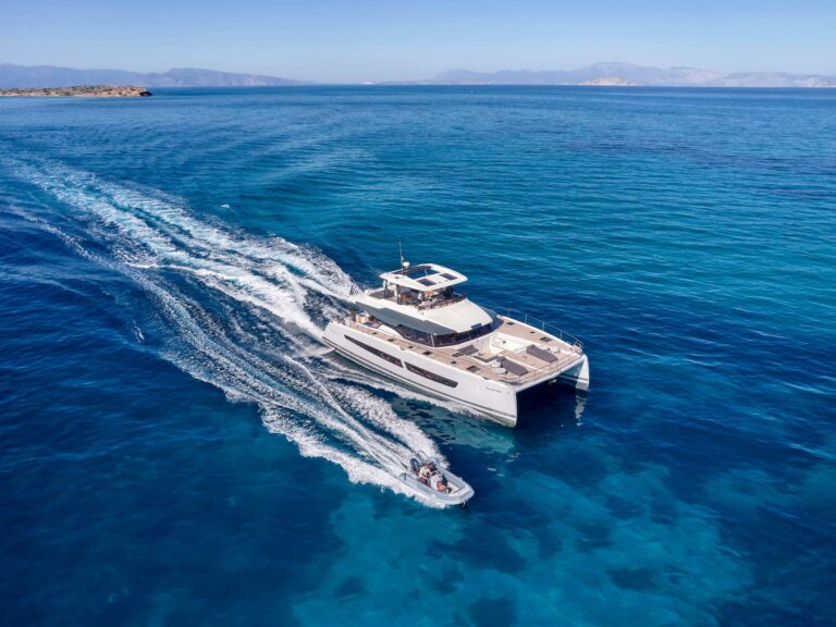 Yacht Charter – M/Y CHRISTAL MIO
From €34,000/week..