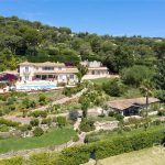 Luxury property with sea view. – Featured
