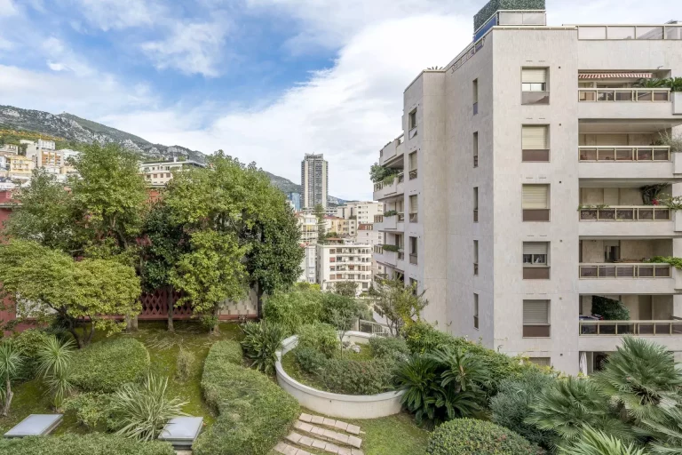 FOR SALE – 4-ROOM APARTMENT IN MONEGHETTI, MONACO
..