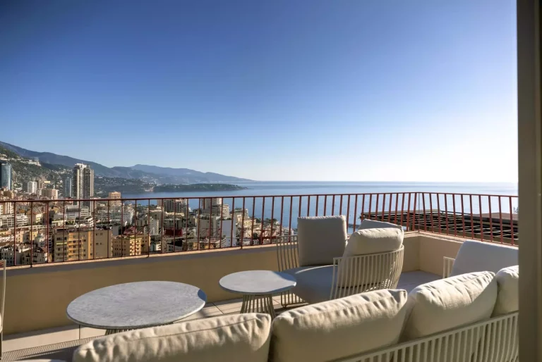 Exotic Garden – Panoramic Penthouse with Pool and ..