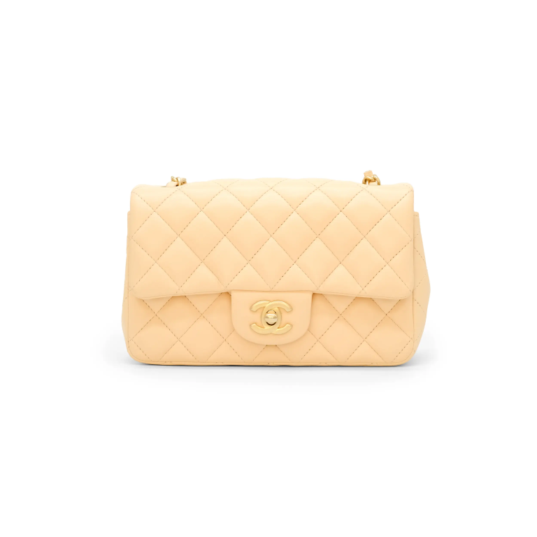 CHANEL Timeless PM Beige Bag

Price: €3,350
Refere..