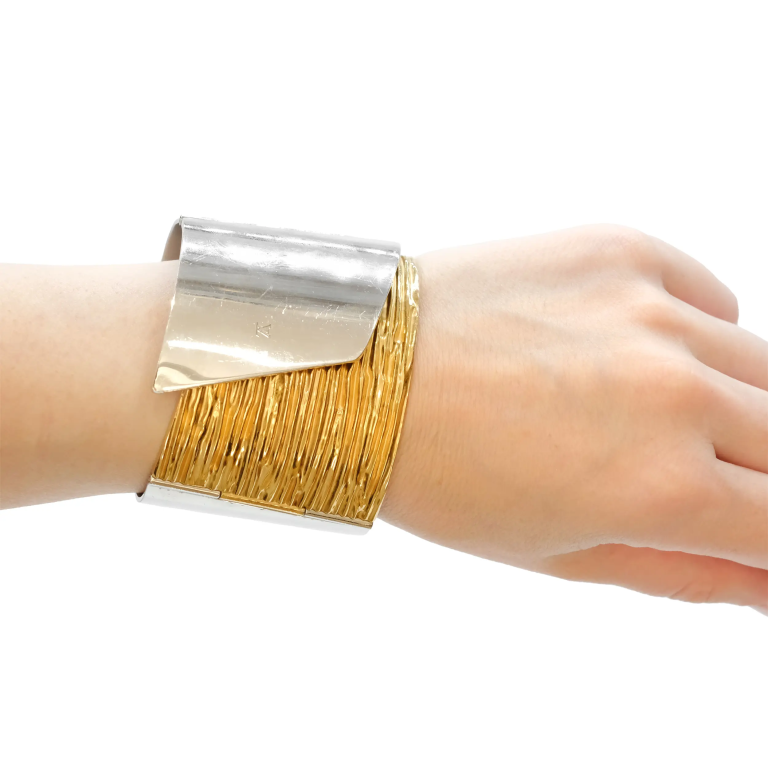LOUIS VUITTON My Epi Wide Bangle – Two Tone Cuff

..