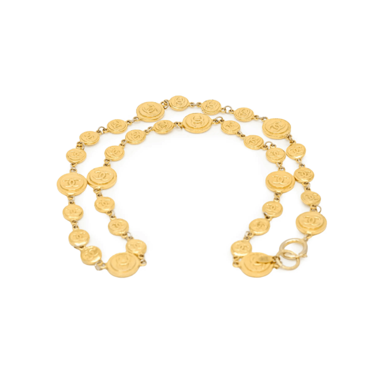 FOR SALE: Chanel Vintage 1980s Necklace with CC Me..