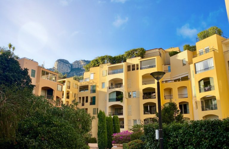 LE DONATELLO – QUIET 1-BEDROOM WITH CELLAR IN FONT..