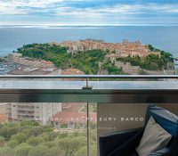 FOR SALE – FULL-FLOOR APARTMENT WITH PANORAMIC VIE..