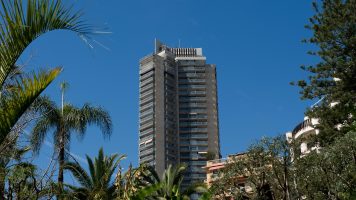 SUPERB 3-ROOM APARTMENT WITH PANORAMIC VIEWS – MON..