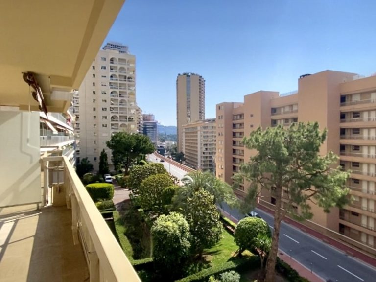 FOR SALE – MODERN 2-ROOM APARTMENT NEAR LARVOTTO B..