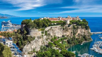 2-ROOM DUPLEX ON THE ROCK – MONACO-VILLE
Price: €1..