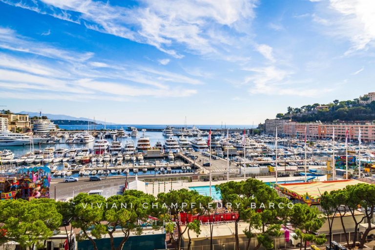 Palais Héraclès – Fully Renovated Port-Side Pied-à..
