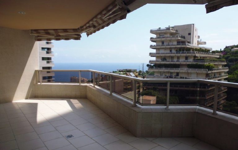 FOR SALE – ELEGANT 2-BEDROOM SEA VIEW APARTMENT IN..