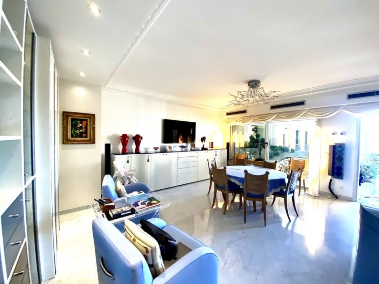 SEASIDE PLAZA – 2 APARTMENTS COMBINED | WATERFRONT..