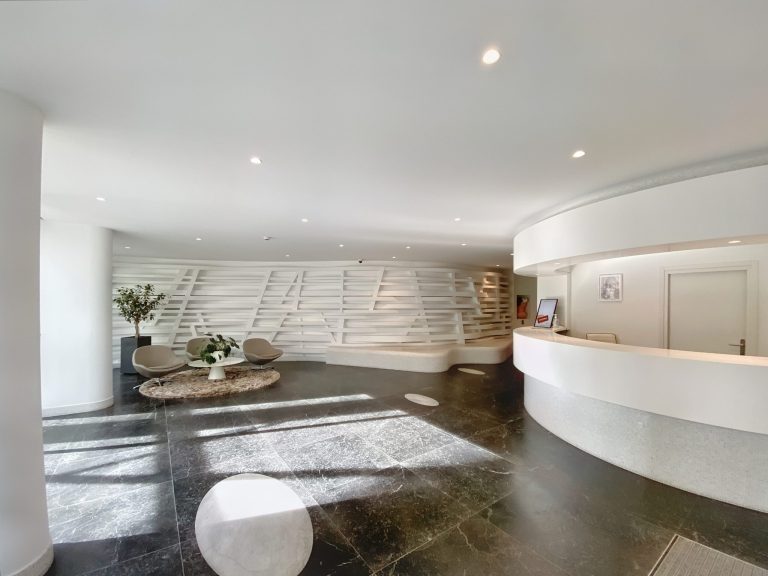 LE STELLA – MODERN DUPLEX WITH MIXED-USE FLEXIBILI..