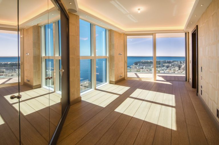 TOUR ODEON – PANORAMIC 7-ROOM SKY-HOME WITH WORLD-..