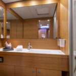 black-lion-master-ensuite