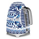 bouilloire-17l-smeg-dolce-gabbana-blu-mediterraneo-5.jpg
