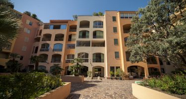 FOR SALE – CHARMING 2-ROOM APARTMENT, FONTVIEILLE
..