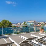 Sea View Penthouse in a Prestigious Neighborhood – Gallery 3