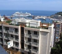 FOR SALE – ELEGANT 3-ROOM APARTMENT WITH TERRACE A..