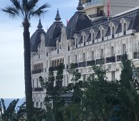 FOR SALE – COMMERCIAL PREMISES IN CARRÉ D’OR
Price..