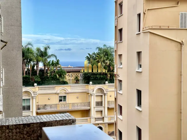 FOR SALE: JARDIN EXOTIQUE | GRANADA | RENOVATED ST..