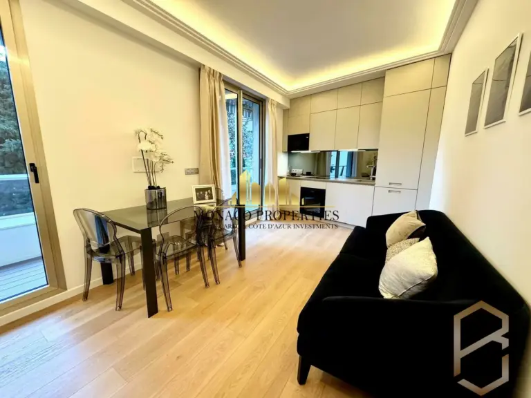 FOR SALE: JARDIN EXOTIQUE | BEL HORIZON | RENOVATE..