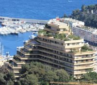 FOR RENT – PARKING SPACE – LES LIGURES
Location: J..