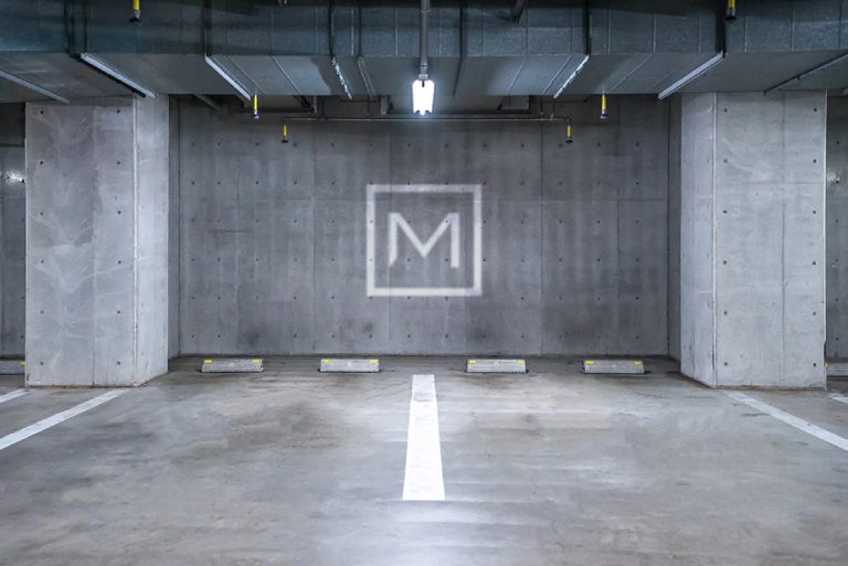 SPACIOUS PARKING SPACE – LUXURY RESIDENCE
Price: €..