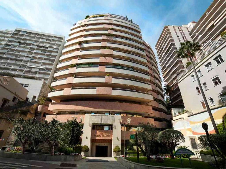 FOR SALE – SPACIOUS 3–4 ROOM APARTMENT WITH PANORA..
