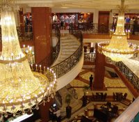 FOR SALE – LUXURY BOUTIQUE IN THE MÉTROPOLE, CARRÉ..