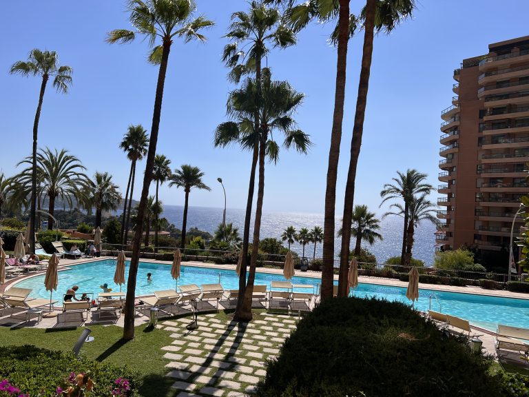 FOR SALE – EXCLUSIVE 4-ROOM APARTMENT WITH PANORAM..